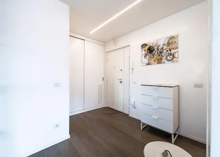 Apartment Time 4